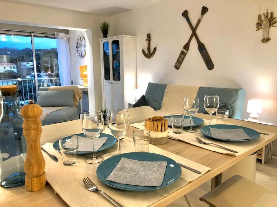Le Brusc. Design, Parking, Wifi & Double Vue! Apartment Six-Fours-les-Plages Exterior photo